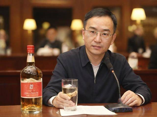 烟酒许可证办理流程（烟酒许可证办理麻烦吗）