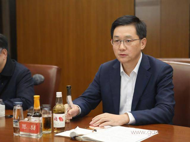 烟酒许可证办理流程（烟酒许可证办理麻烦吗）